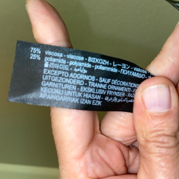 ZARA 96” LADIES SCARF WITH FRINGE DETAIL - NWT - Picture 6 of 8